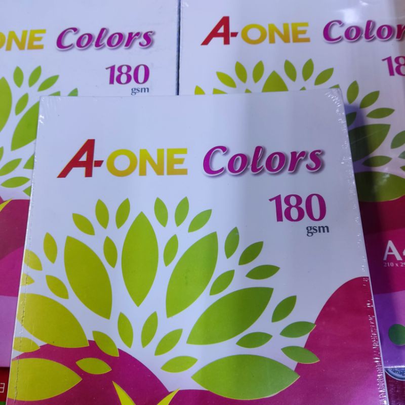 Bìa Thái A4 hiệu AOne định lượng 180gsm màu trắng