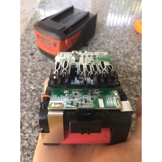Pin multi volt Hitachi 18v 36v (Pin đóng)