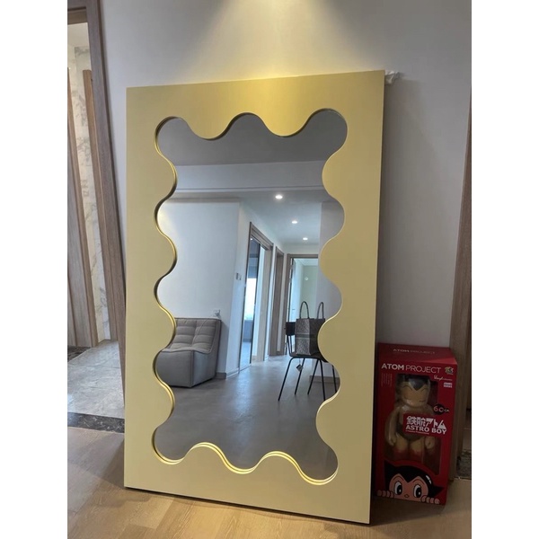 Gương lượn sóng + Đèn led