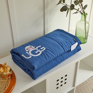 Chăn hè lụa lạnh UGG trơn màu mát lạnh Dreamhome