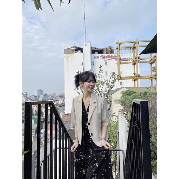 Áo Blazer dáng lửng cộc tay màu Sữa S001 | BigBuy360 - bigbuy360.vn