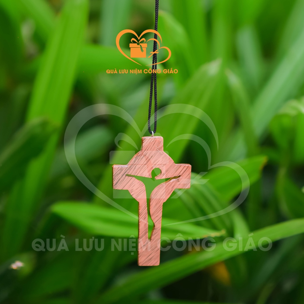 Vòng cổ mặt Thánh Giá bằng gỗ nhiều kích thước