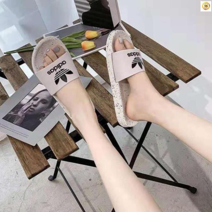 Dép Đi Biển Cho Cặp Đôi . : : ' Chuẩn * . >