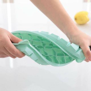  Khay đá làm thạch silicon
