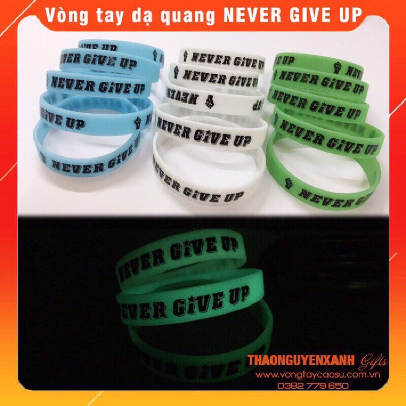 Vòng tay cao su Never give up | BigBuy360 - bigbuy360.vn