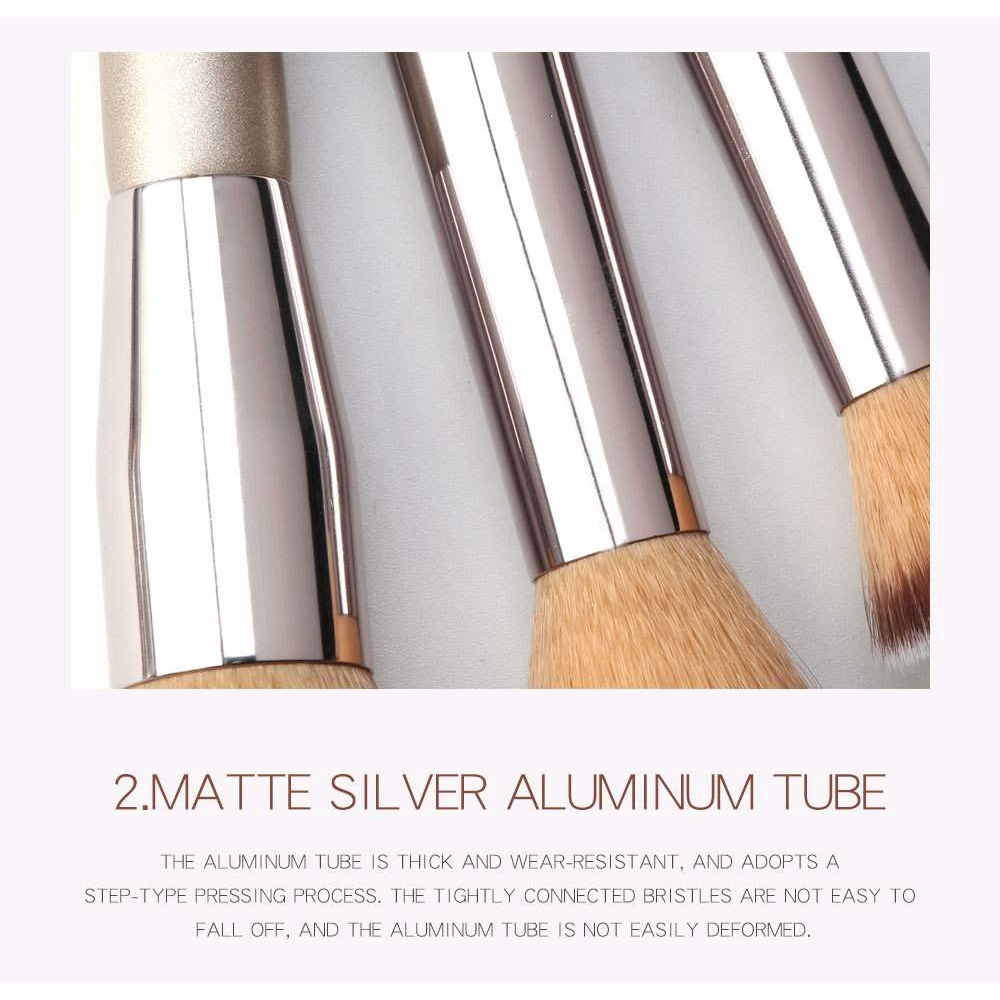 Cọ Trang Điểm Tay Cầm Bằng Gỗ Chất Lượng Cao