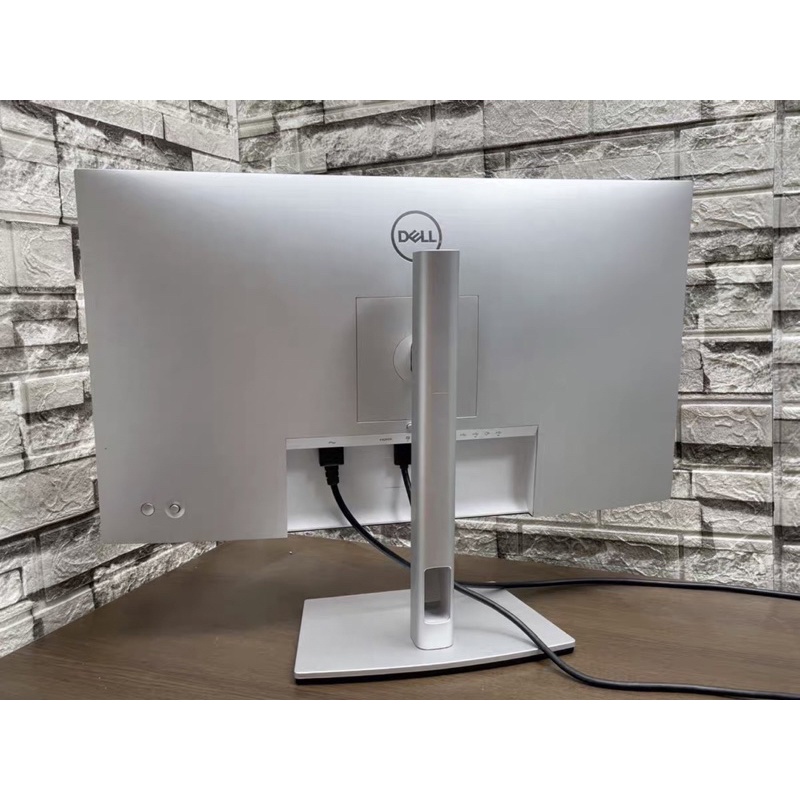 Màn hình máy tính Dell UltraSharp U2722D 27 inch 2K IPS USB TypeC chuyên đồ hoạ 99%