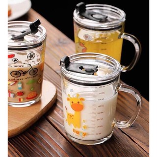 Cốc thủy tinh chia vạch pha sữa
