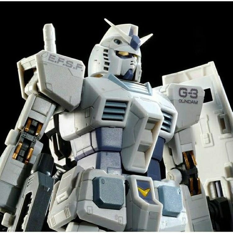 Mô Hình Lắp Ráp Gundam RG 1 / 144 RX-78-3 G-3 Thương Hiệu Bandai