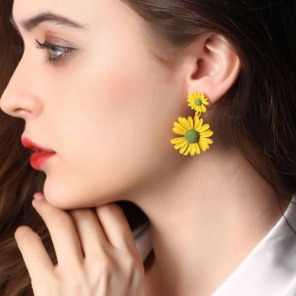 Bông Tai Dáng Dài Hình Hoa Dễ Thương Thời Trang Mùa Hè Cho Bạn Gái