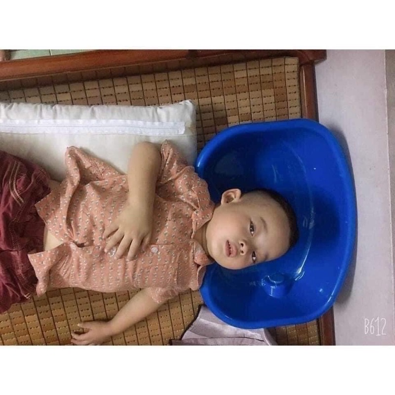 chậu gội đầu tại giường cho người già ,bà bầu ,bệnh nhân siêu tiên lợi