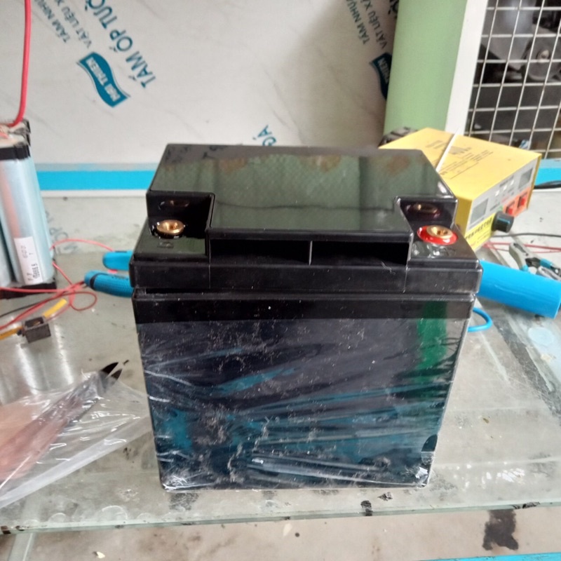 Vỏ bình 12,8v 45ah cho pin 33140