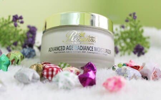 🌷🌸Kem dưỡng trắng da và chống lão hóa Rosanna Advanced Age Radiance Moisturizer 50g🌸🌷