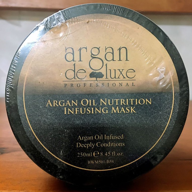 Mặt nạ ủ phục hồi làm mềm mượt tóc Argan Deluxe Oil Nutrition Infusing Mask 500ml