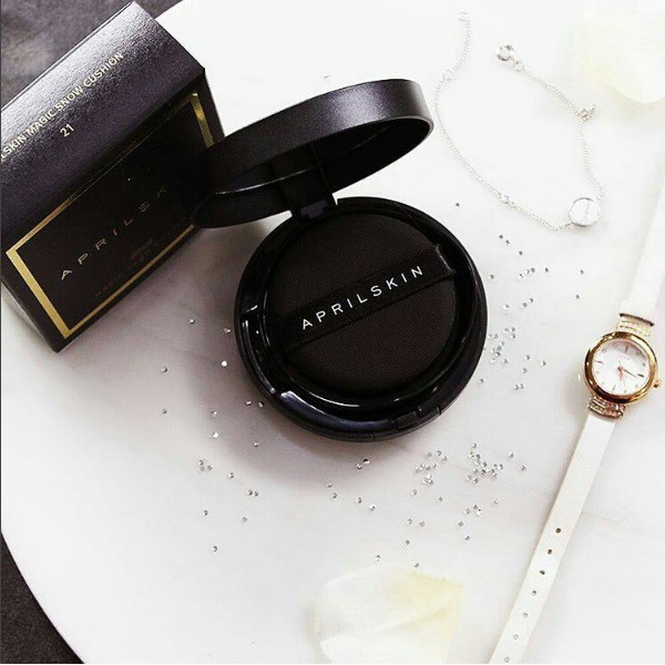 Phấn nước April Skin Magic Snow Cushion