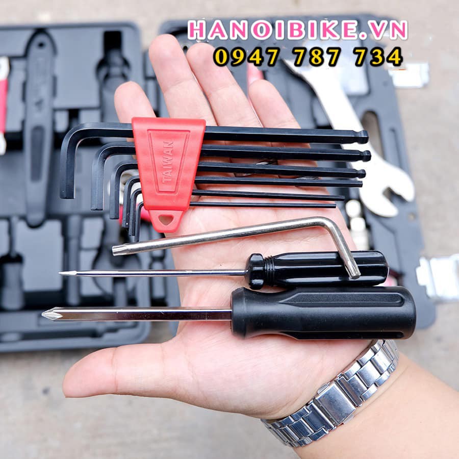 Bộ dụng cụ sửa xe đạp Bike Hand YC-728 18 món