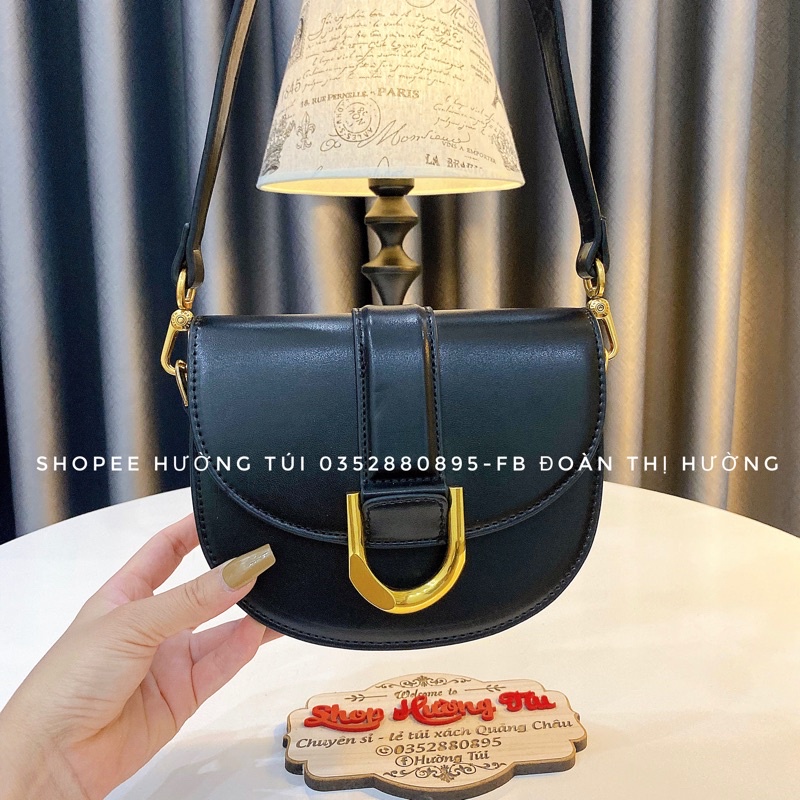 Túi Chữ C móng ngựa size 18, 22 loại đẹp(không hộp)