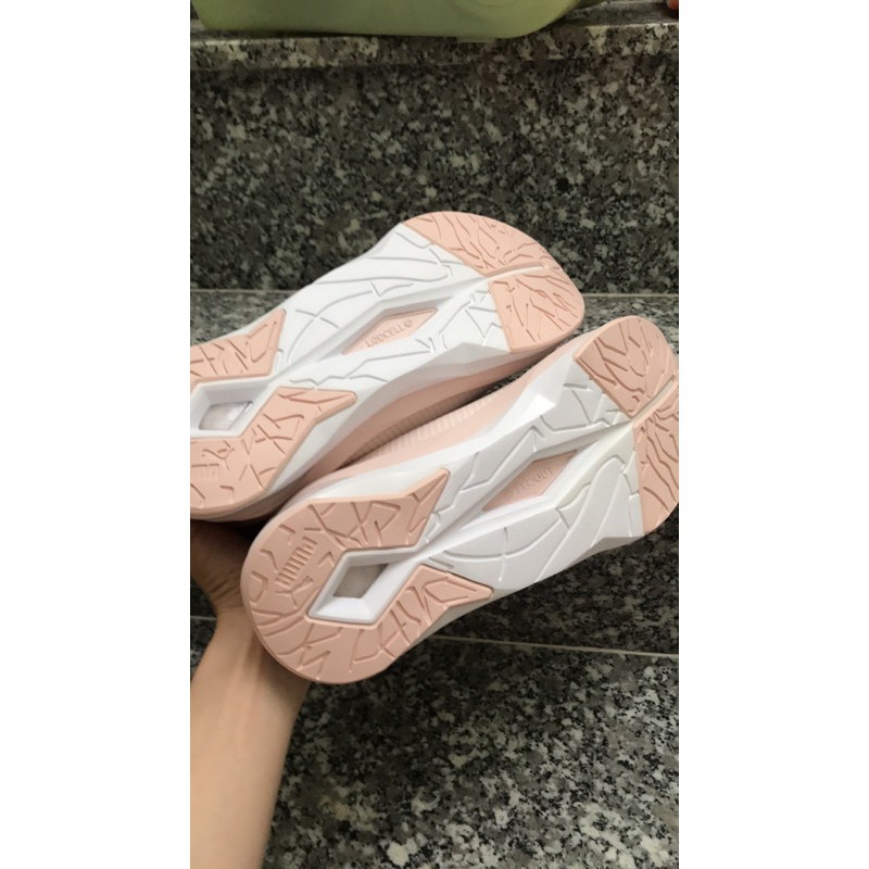 Giày puma hồng