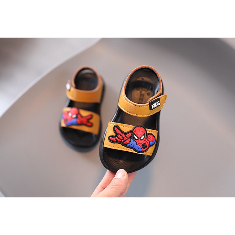 sandal bé trai size 22-26 siêu nhân mềm nhẹ êm chân