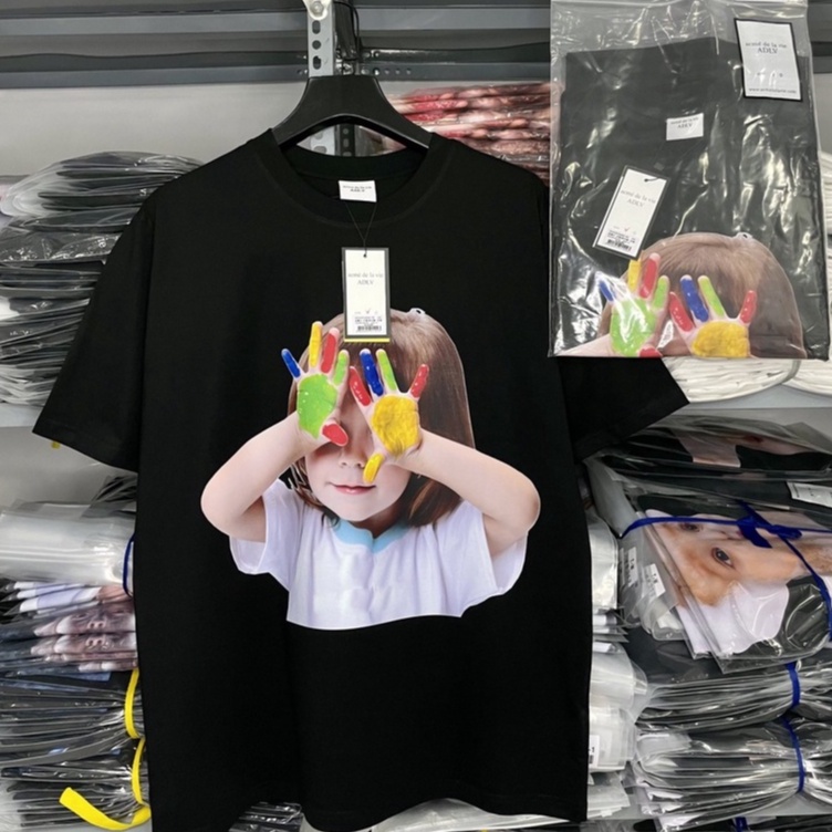 Áo Thun ADLV Bé Màu Colorful Hands  - Ảnh Chụp Tại Shop