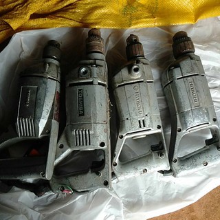 Máy khoan nhật bãi vỏ nhôm