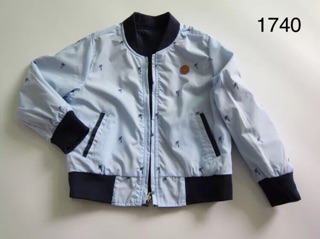 Áo bomber gio’ MAYORAL mặc 2 mặt ạ