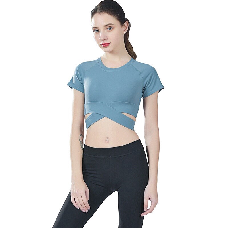 Áo crop top ngắn tay ôm dáng phong cách thời trang quyến rũ dành cho nữ