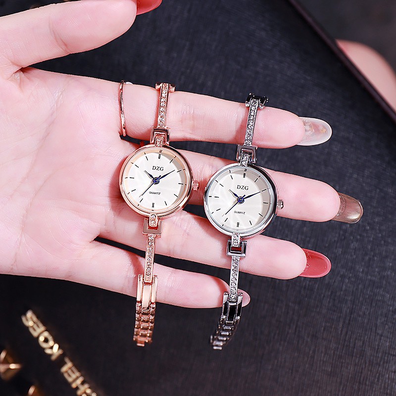 Đồng Hồ Nữ Thời Trang DZG Dây Kim Loại Kiểu Dáng Lắc Tay Sang Trọng | BigBuy360 - bigbuy360.vn