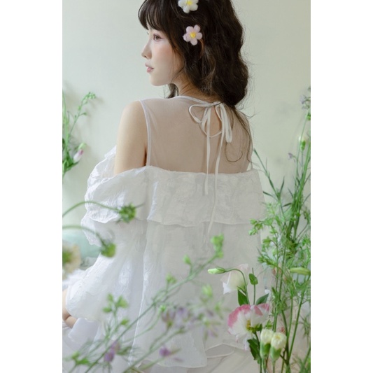 Áo bèo vai phối lưới Loli Top x Quần Váy CARROT FARM