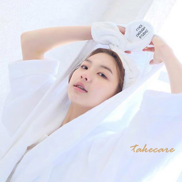 Băng đô lông nhung quấn đầu có viền dây thép tự điều chỉnh tiện lợi cho nữ khi tắm / rửa mặt / trang điểm