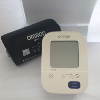 Máy đo huyết áp Omron Hem 7156