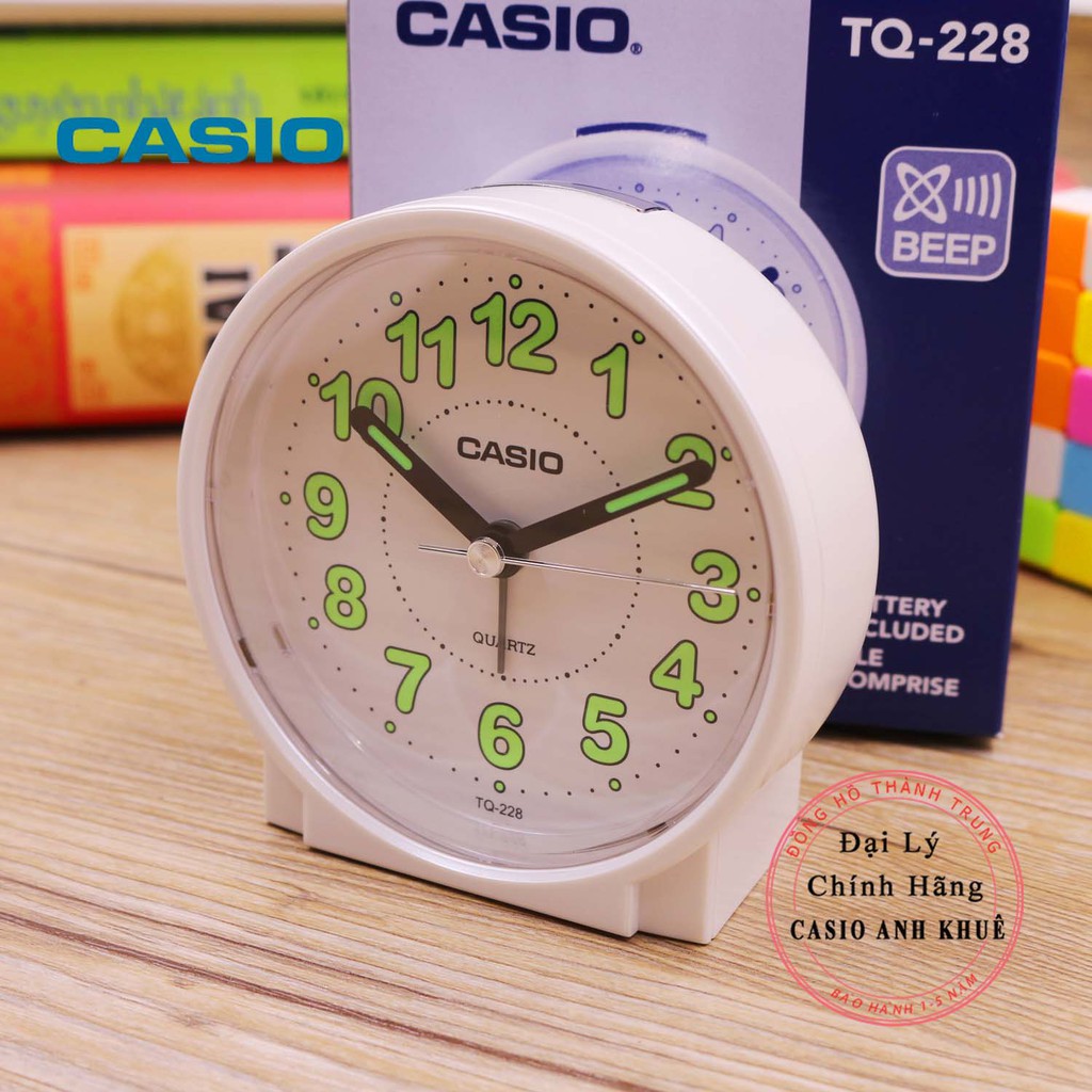 Đồng hồ để bàn Casio TQ-228-7DF báo thức, dạ quang ( 8.6 cm )