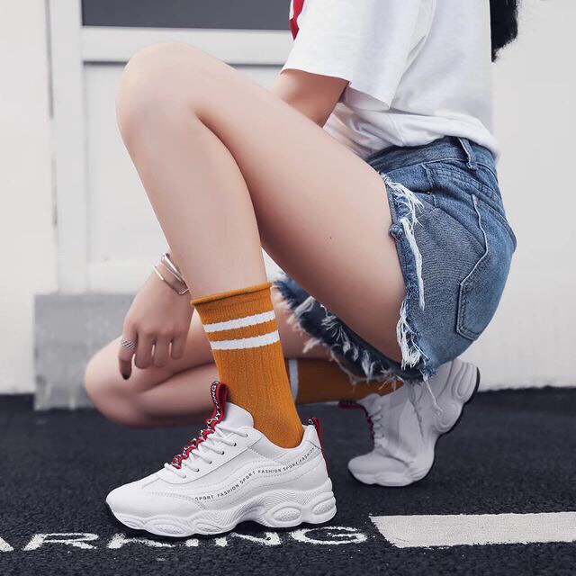 Giày sneaker nữ kiểu hàn quốc thêu chữ HAPU hot trend 2021 (trắng dây vàng, trắng đen)