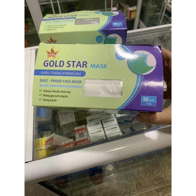 Khẩu trang y tế 4 lớp GOLD STAR màu xanh chính hãng kháng khuẩn cao cấp chất lượng (Hộp 50 cái)