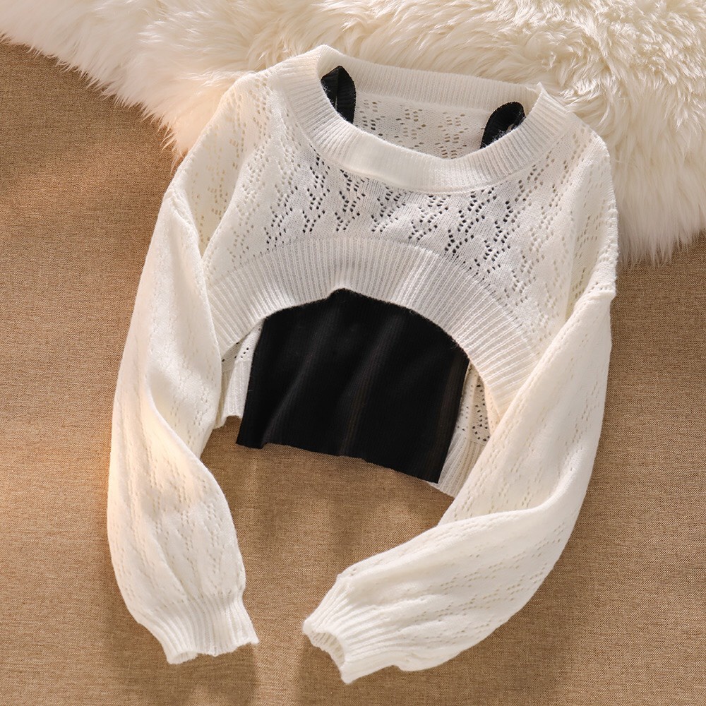 {HCM / CÓ SẴN}  SET ÁO LEN CROPTOP TRẮNG KÈM ÁO HAI DÂY ĐEN PHONG CÁCH HÀN QUỐC