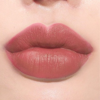Set Son Hold live Pro lipstick