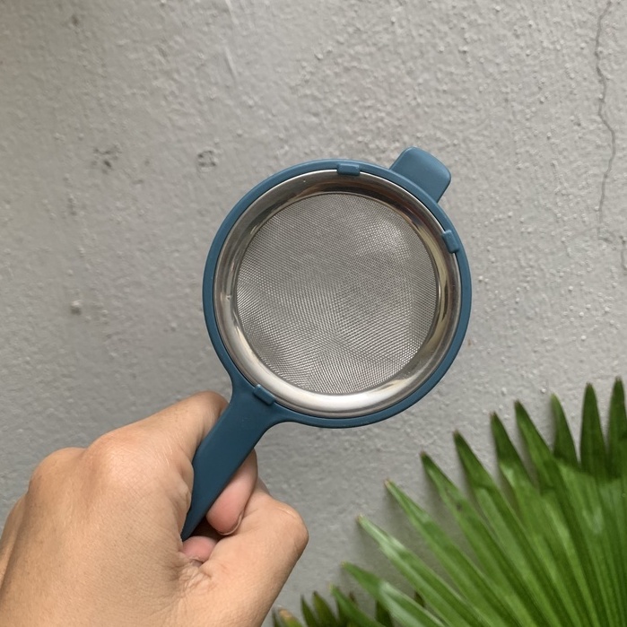 Ray Lọc Cháo Và Nước Cốt Inox Cán Nhựa Đường Kính 8cm