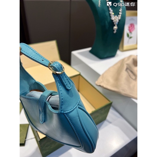 Túi xách Gc jackie hàng da thật sz 19 sẵn ship trắng, hồng, đen