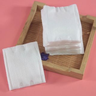 Bông tẩy trang FM 222 miếng (có sẵn)