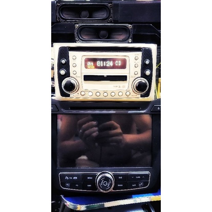 Đầu CD md radio Clarion Made in japan giành cho ô tô.