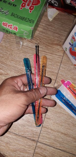 Set 3 cây nặn mụn bằng thép không gỉ