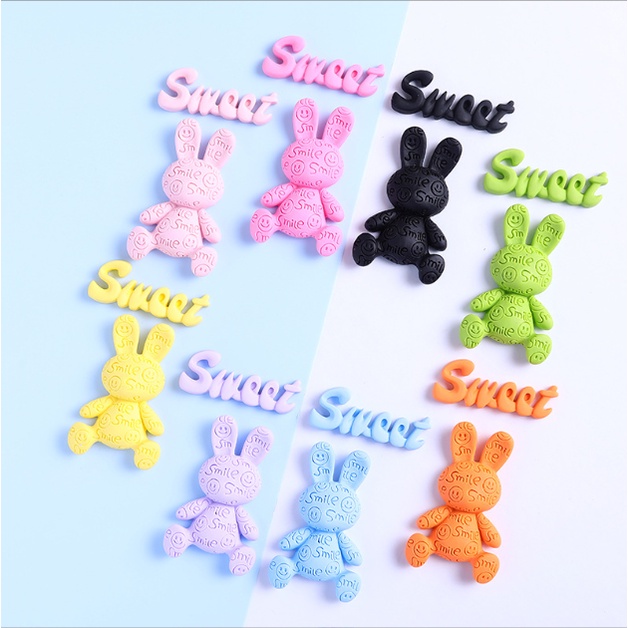 Charm thỏ Smile và chữ Sweet nhiều màu cho các bạn trang trí kẹp tóc, bình nước, dán Jibbitz, vỏ ốp điện thoại, DIY