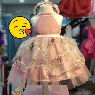 Đầm yếm hồng
