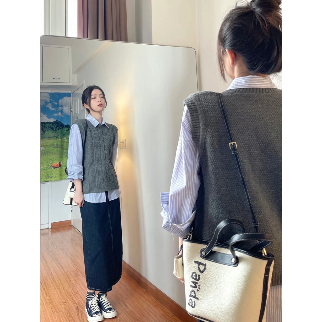 Áo vest dệt kim áo sơ mi sọc xếp lớp của phụ nữ mùa thu 2022 phong cách mới