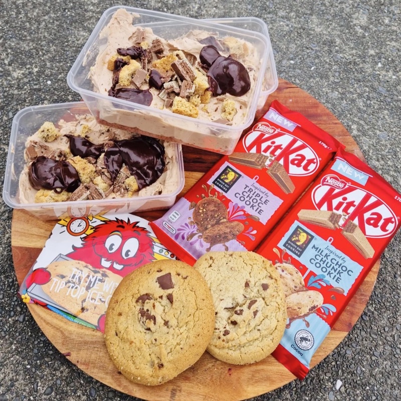 Limited 2022 ❤️ Bánh xốp Chocolate KitKat with Byron Bay Cookies - nhập Úc 🇦🇺