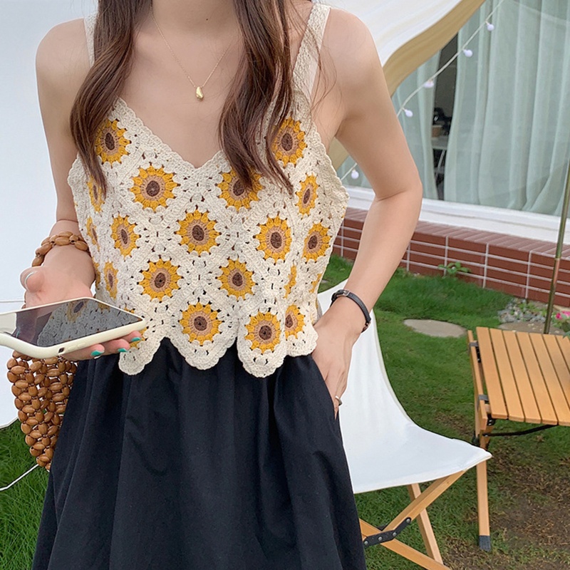 Áo Croptop Dệt Kim Hai Dây Cổ Chữ V Thêu Họa Tiết Hoa Hướng Dương Cho Nữ