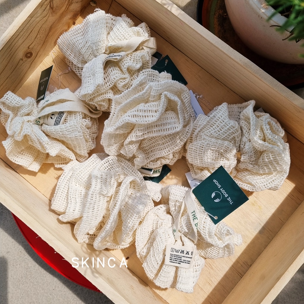 Bông tắm vải The Body Shop eco ramie bath lily 2022