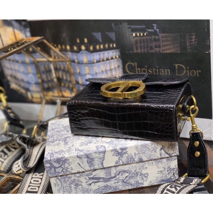 Túi Xách Nữ-Túi Đeo Chéo CD Sang Chảnh Xịn Xò Phong Cách Trẻ Trung