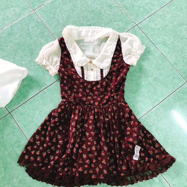 Váy của hoàng thảo