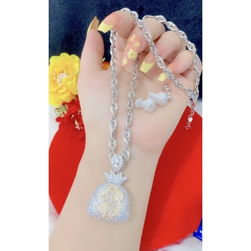 Set 1 đôi bông kiểu túi tiền 1 dây chuyền nữ kiểu xoắn mặt túi tiền chạm xoàn dát bạch kim cao cấp mẫu mới cực đẹp